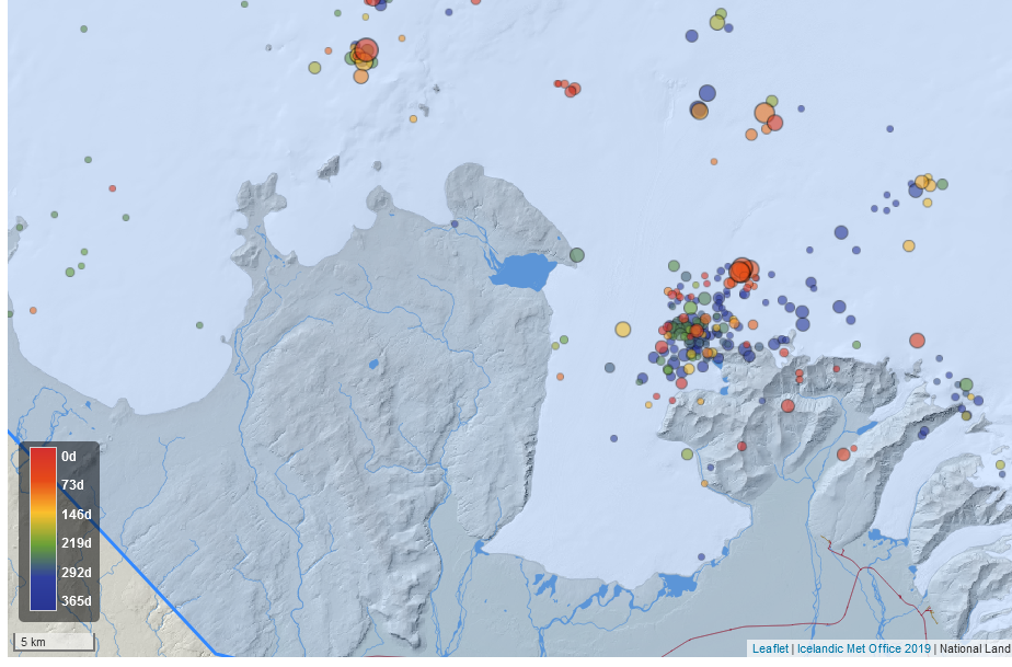 Eitt ár af jarðskjálftum í Skaftárfellsfjöllum. Þarna sjást jarðskjálftar á stóru svæði í Skaftárfellsfjöllum og því nágrenni.